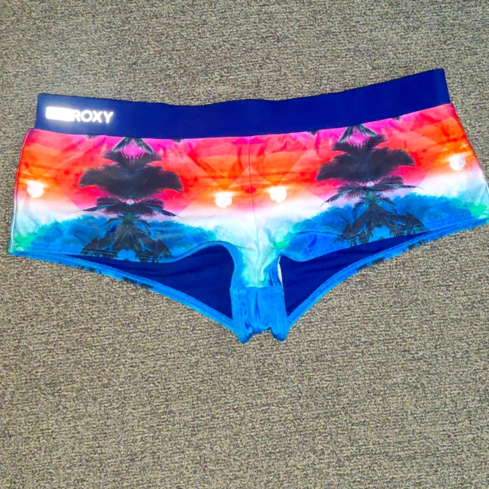 Roxy Women's Rainbow Palm Print Swim Shorts - Multi